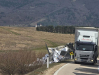Jak vjetar na Kupreškom polju prevenuo teretno vozilo