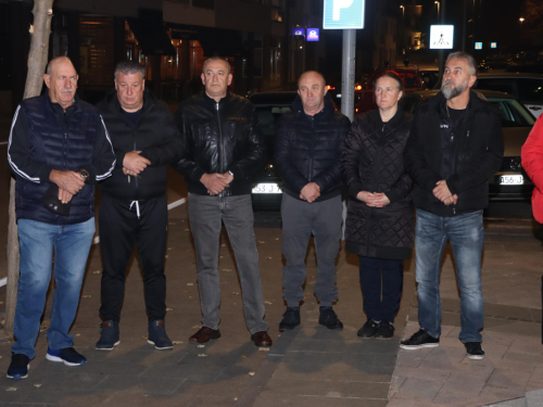 Mladež HDZ BiH Rama obilježila obljetnicu pada Vukovara i Škabrnje te osnutak HR-HB