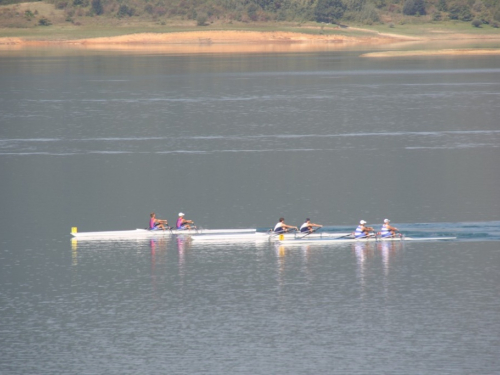 FOTO: Na Ramskom jezeru održana veslačka regata