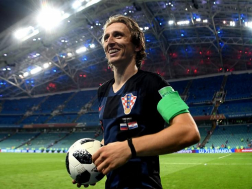 Modrić poručio HNS-u: Nema skrivanja iza momčadi