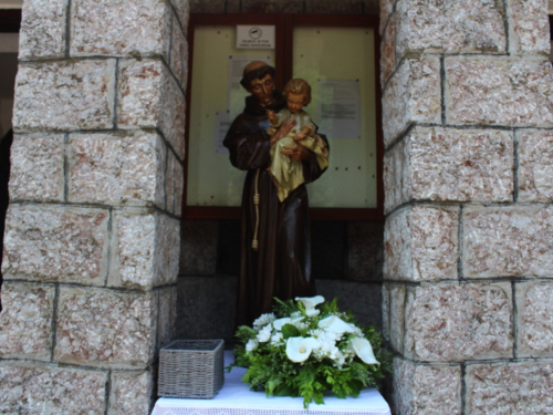 FOTO: Proslava sv. Ante u župi Gračac