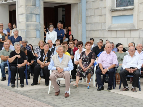 FOTO: Mlada misa vlč. Josipa Papka u župi Prozor