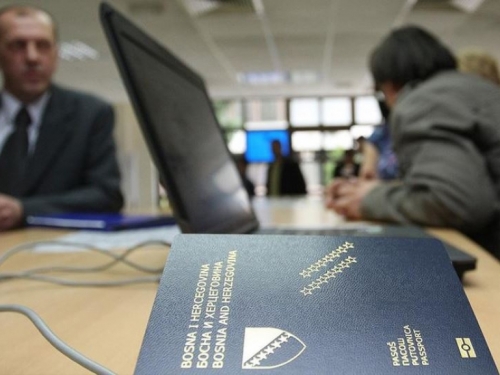 U pola godine 495 osoba zatražilo državljanstvo BiH i Federacije