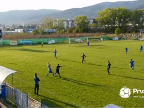 VIDEO| Nevjerojatan autogol u Srbiji, golman bacio loptu u svoju mrežu