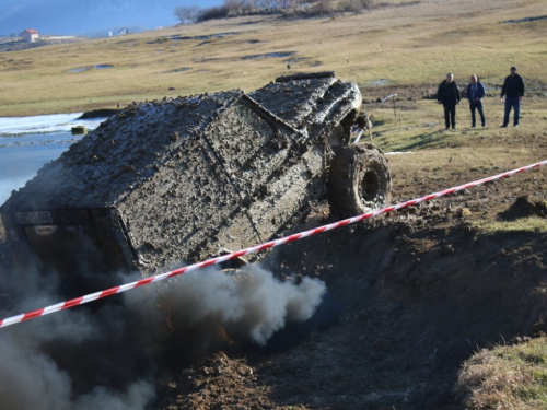 FOTO/VIDEO: Off Road druženje na Ramskom jezeru