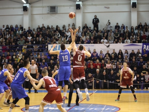 FOTO: Pogledajte atmosferu na tribinama na košarkaškom finalu između Rame i Čapljine