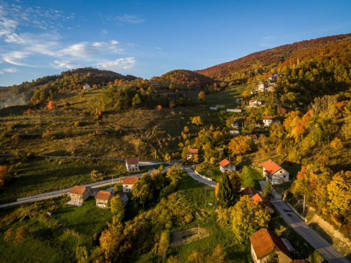 FOTO/VIDEO: Uzdol i Krančići u bojama jeseni