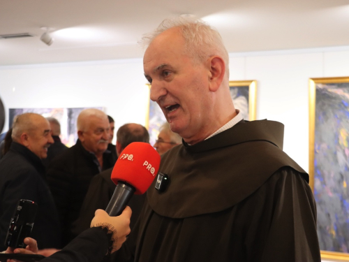 FOTO: Svečano otvorena Galerija Franjevačkog samostana Rama Šćit