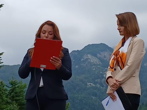 FOTO: Na Stipića livadi obilježena 32. godišnjica stradanja 39 hrvatskih civila i branitelja