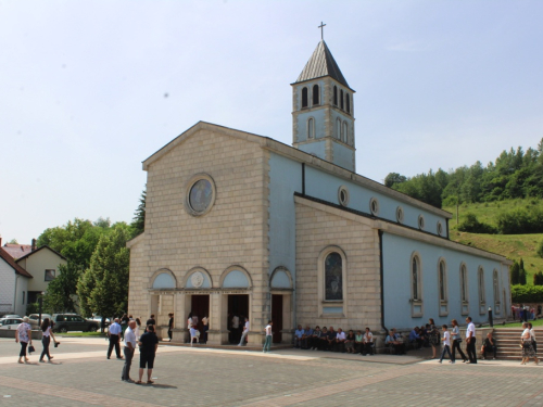 FOTO: Vanjska proslava patrona župe Prozor