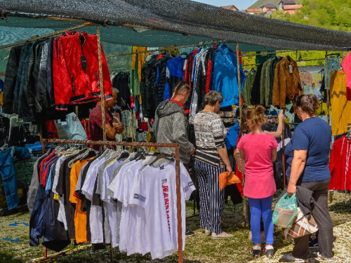 Duhovi ili Dovi u Prozoru