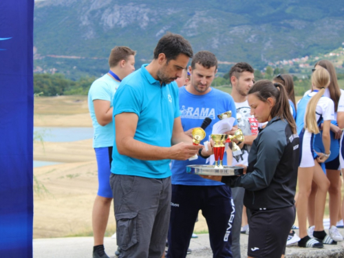 FOTO: Na Ramskom jezeru održana 10. veslačka regata