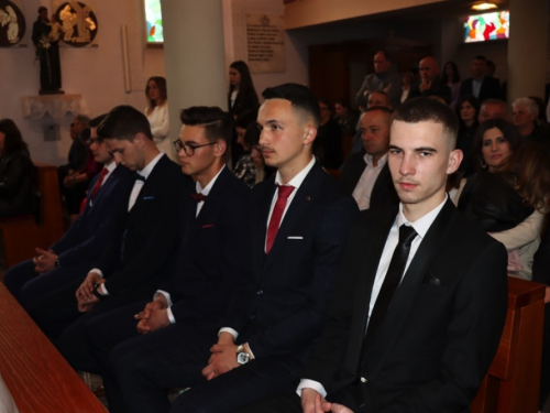 FOTO/VIDEO: Matura 2023. - Defile mladosti na ulicama Prozora