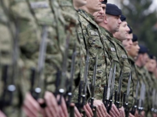 Hrvatska priprema obvezan vojni rok, tri su moguće varijante