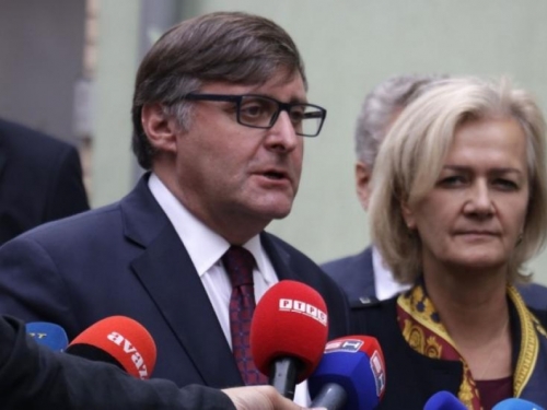 Dužnosnici EU i SAD stižu u novu posredničku misiju u BiH