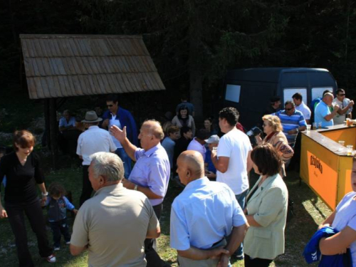 FOTO: Misa za poginule duvandžije na Vran planini