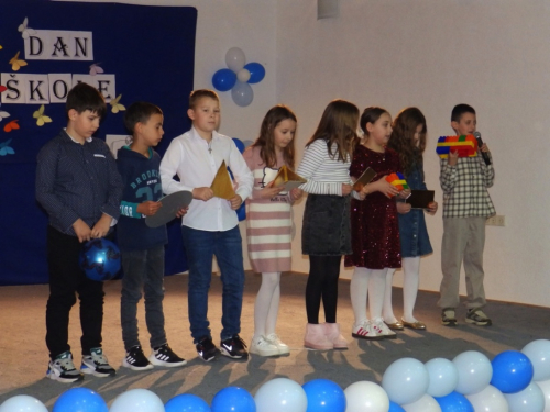 FOTO: Svečano obilježen dan OŠ fra Jeronima Vladića Ripci