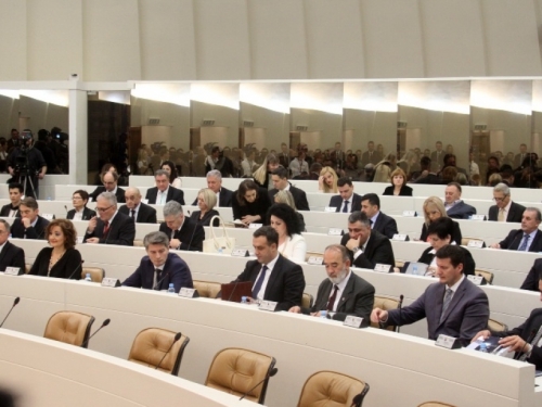 Parlament BiH u proteklih 9 mjeseci nije usvojio nijedan novi zakon