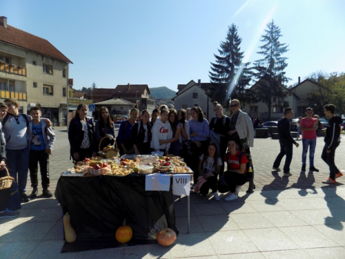 FOTO: Dani kruha u OŠ Marka Marulića Prozor