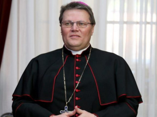 Mons. Đuro Hranić: Crkva bi podržala neradnu nedjelju