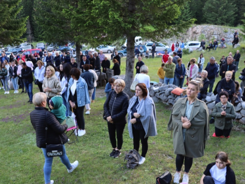 FOTO: Misa Uočnica na Kedžari