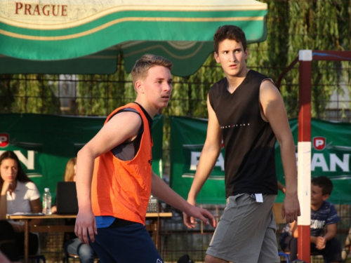 FOTO: Ekipa ''ALF Market'' osvojila Streetball za juniore