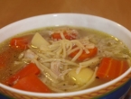 Domaća pileća juha - Zdravo jelo na žlicu jednostavno se priprema