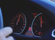 Maloljetnik vozio 100 km/h kroz Jablanicu