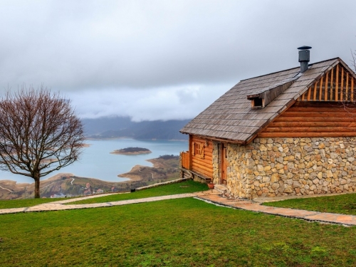 Seoska kuća 'Vidikovac' - kuća s najljepšim pogledom na Ramsko jezero