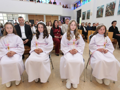 FOTO: Prva pričest u župi Rumboci