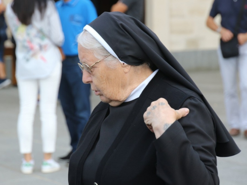 FOTO: Misa Uočnica povodom proslave Velike Gospe u župi Rama Šćit