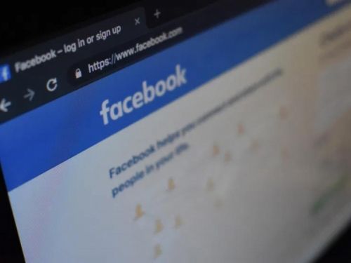 Facebook će slati obavijesti o objavama koje su uklonjene zbog dezinformacija o koroni