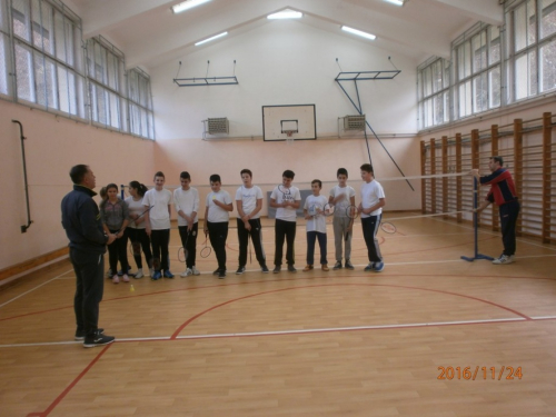 Oprema za badminton dodjeljena OŠ ¨Ivan Mažuranić¨ Gračac