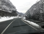 Polako zbog poledice