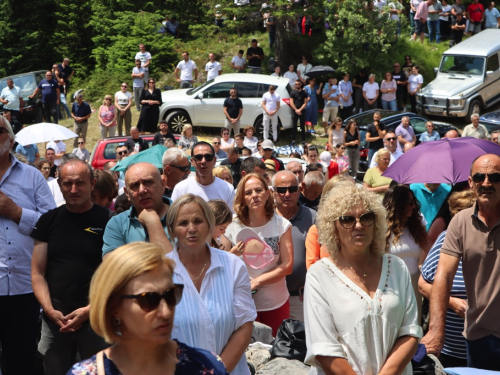 FOTO/VIDEO: Tisuće vjernika na Kedžari proslavilo 'Divin dan'