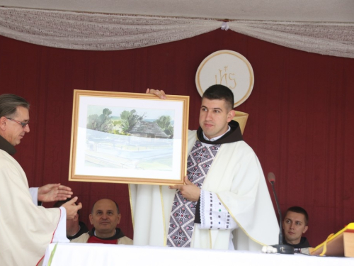 FOTO: Mlada misa fra Antonia Baketarića u Rumbocima