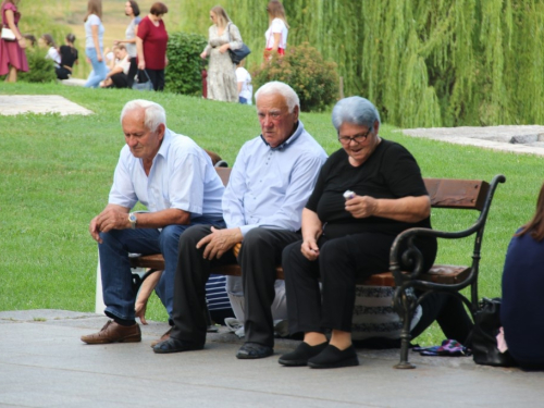 FOTO: Promocija knjige dr. sc. Šimuna Novakovića i druga večer trodnevnice na Šćitu