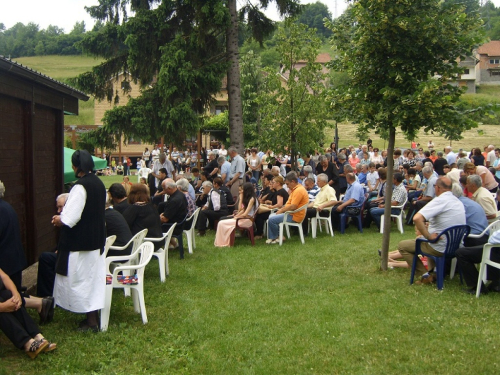 FOTO: Vanjska proslava patrona župe Prozor