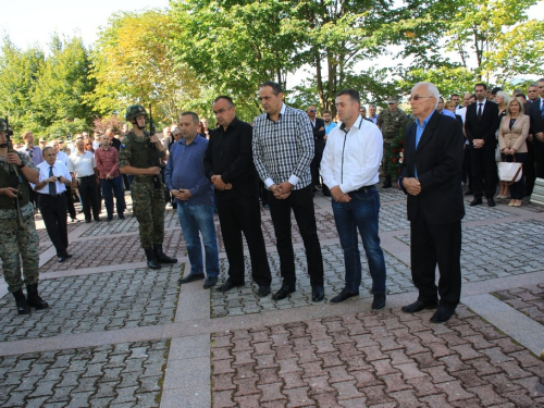 FOTO/VIDEO: Na Uzdolu obilježena 22. obljetnica stravičnog pokolja nad Hrvatima