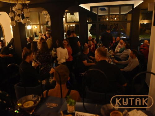 U Uskoplju otvoren lounge bar & restoran “KUTAK”