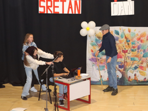 FOTO: Svečano obilježen Dan OŠ Marka Marulića Prozor