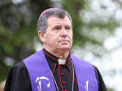 Nadbiskup Vukšić: Hrvate u BiH sustavno se pokušava pretvoriti u nacionalnu manjinu