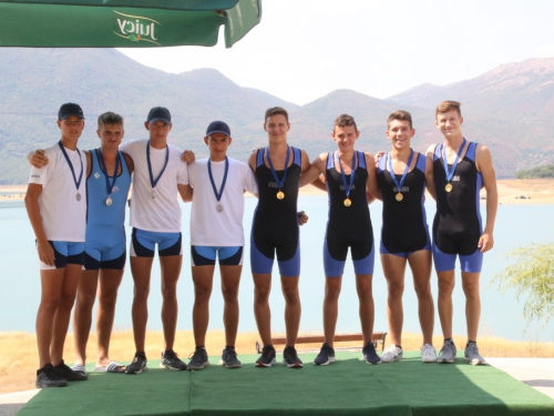 FOTO/VIDEO: Na Ramskom jezeru održana 9. veslačka regata