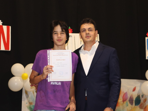 FOTO: Svečano obilježen Dan OŠ Marka Marulića Prozor