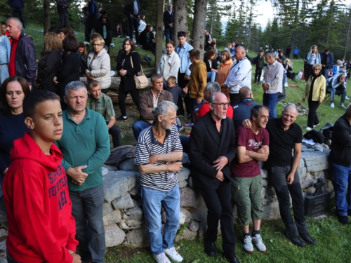 FOTO: Misa Uočnica na Kedžari