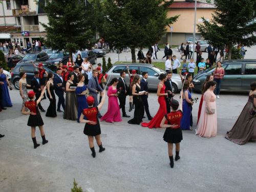 FOTO: Matura 2018. - Defile mladosti na ulicama Prozora