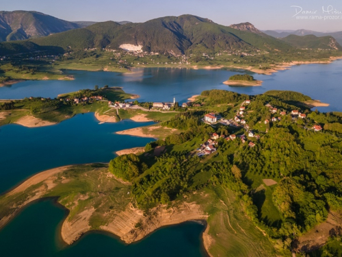 Sunčano i vruće vrijeme, mogući prolazni pljuskovi