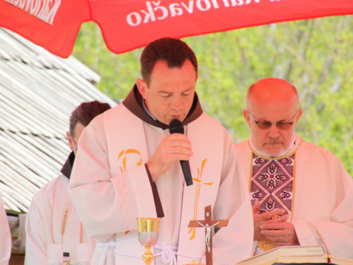 FOTO: Rumbočka fešta na Zahumu, proslavljen sv. Josip Radnik