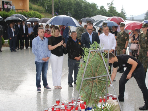 UZDOL: Otkriven spomenik poginulim braniteljima i obilježen Dan 3. bojne brigade Rama