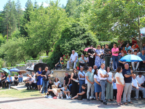 FOTO: Na Uzdolu svečano proslavljen sv. Ivo, patron župe